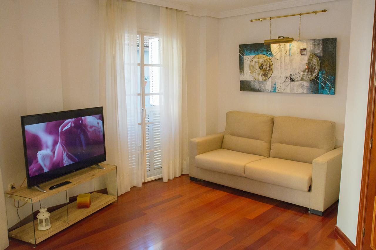 Apt Gibralhorce Suite By Malaga Picasso Rentals Selection Exterior foto